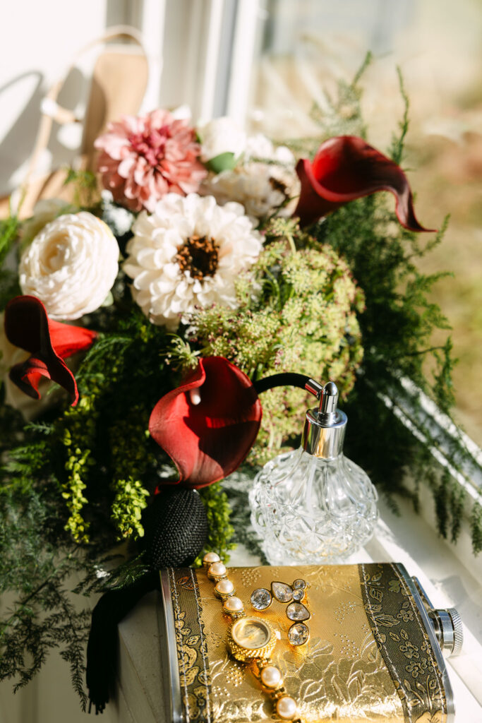 November wedding at The Colonial At Sunset featuring western style, vintage details, and warm fall scenery.